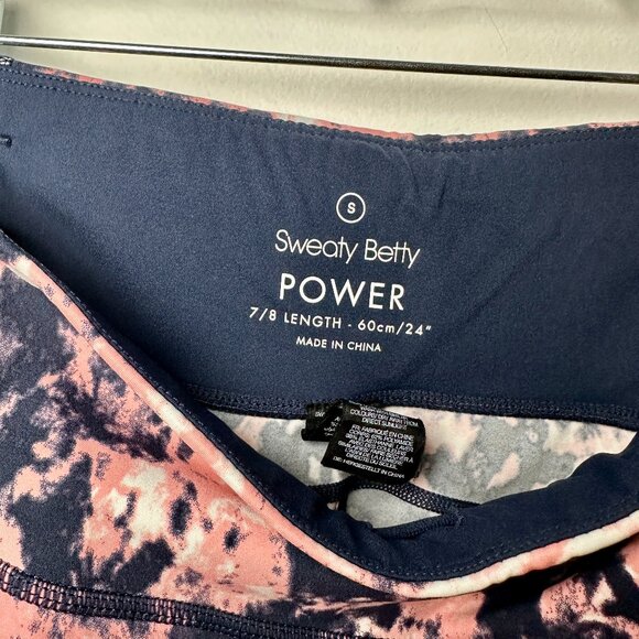 SWEATY BETTY Power 7/8 leggings in pink/blue tie-dye size small - Picture 2 of 4